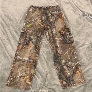 Realtree Camo Cargo Pants in Brown and Green Woodland